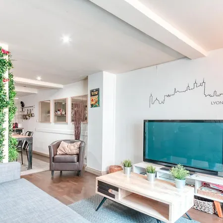 Guestready - Superbe Maison De Duplex 아파트